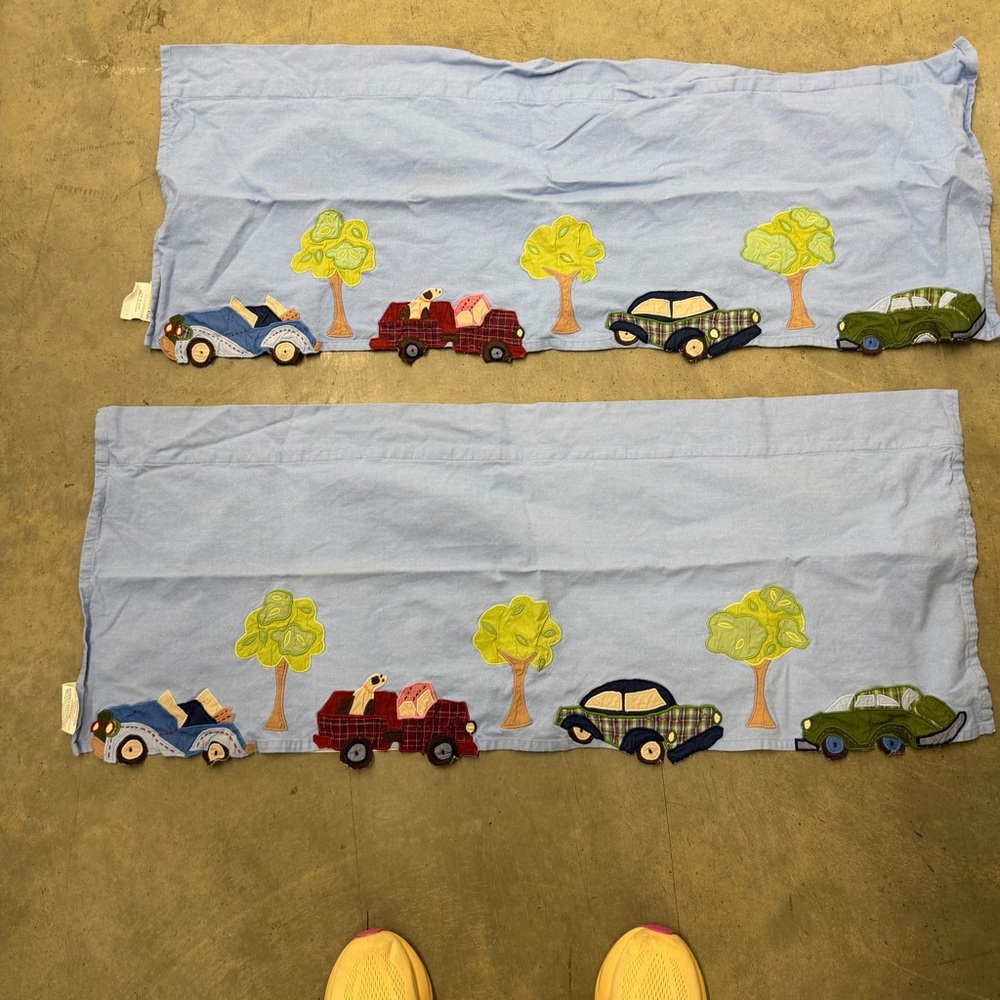 Pottery Barn Kids Car Applique Window Valance Blue 44x18 Set‎ of 2